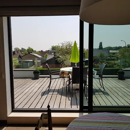 Daire Ruim En Zonnig Met Groot Terras *